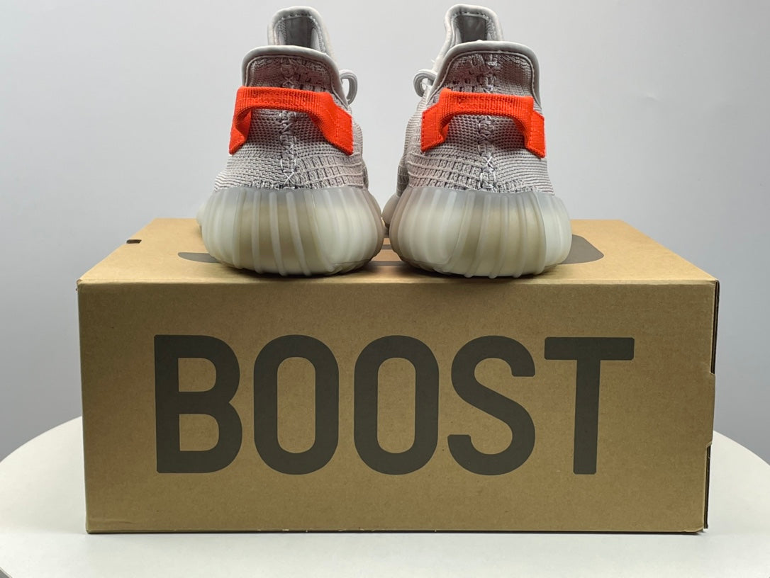 YEEZY BOOST 350 V2 TAIL LIGHT