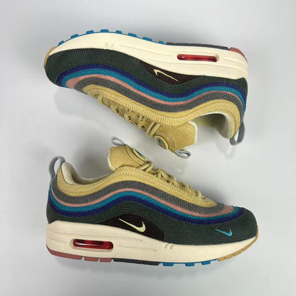 NIKE AIRMAX WOTHERSPOON