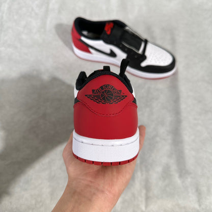 JORDAN 1 LOW BLACK TOE OG