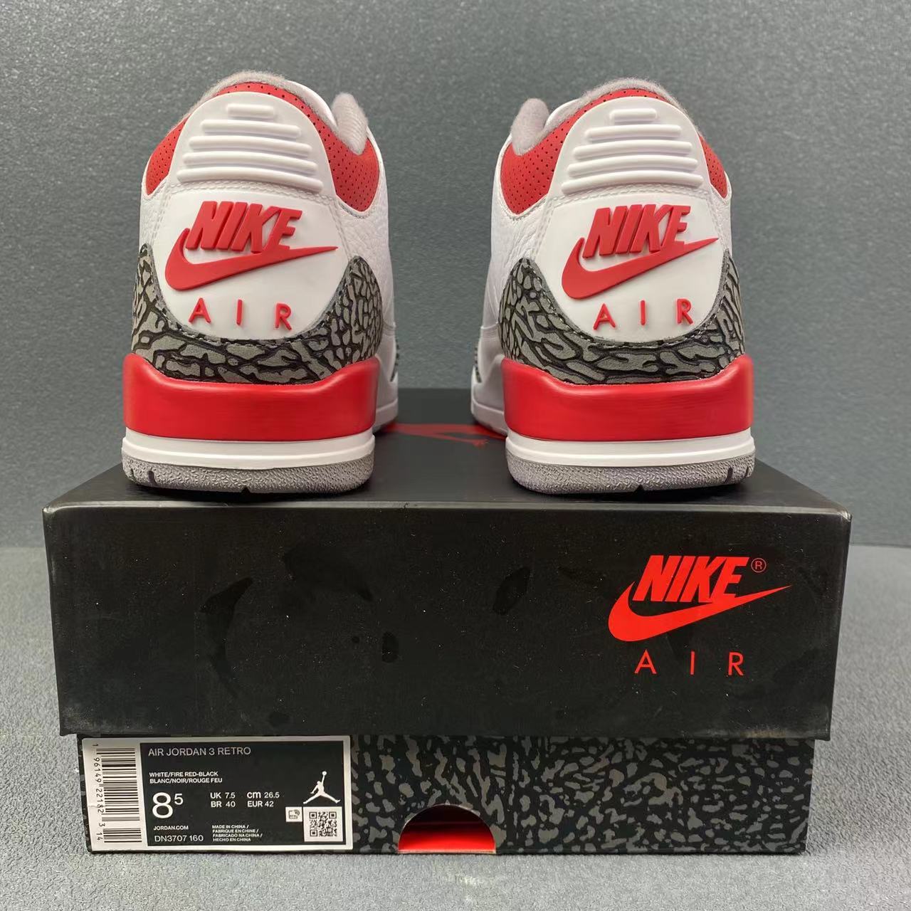 JORDAN 3 FIRE RED