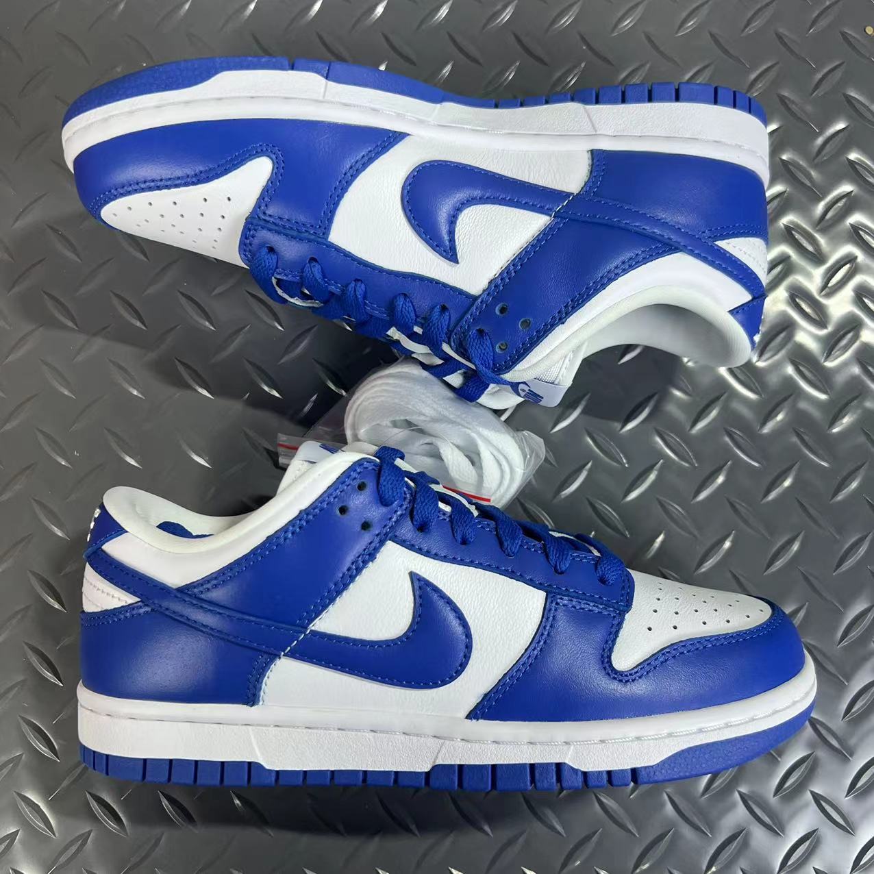 NIKE SB DUNK LOW LA DODGERS