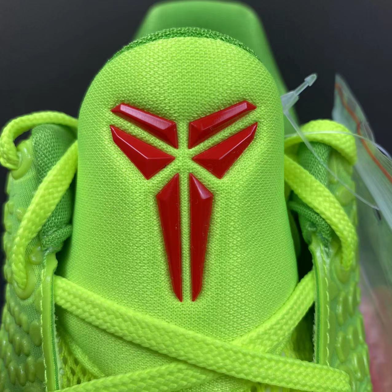 KOBE 6 GREEN GRINCH