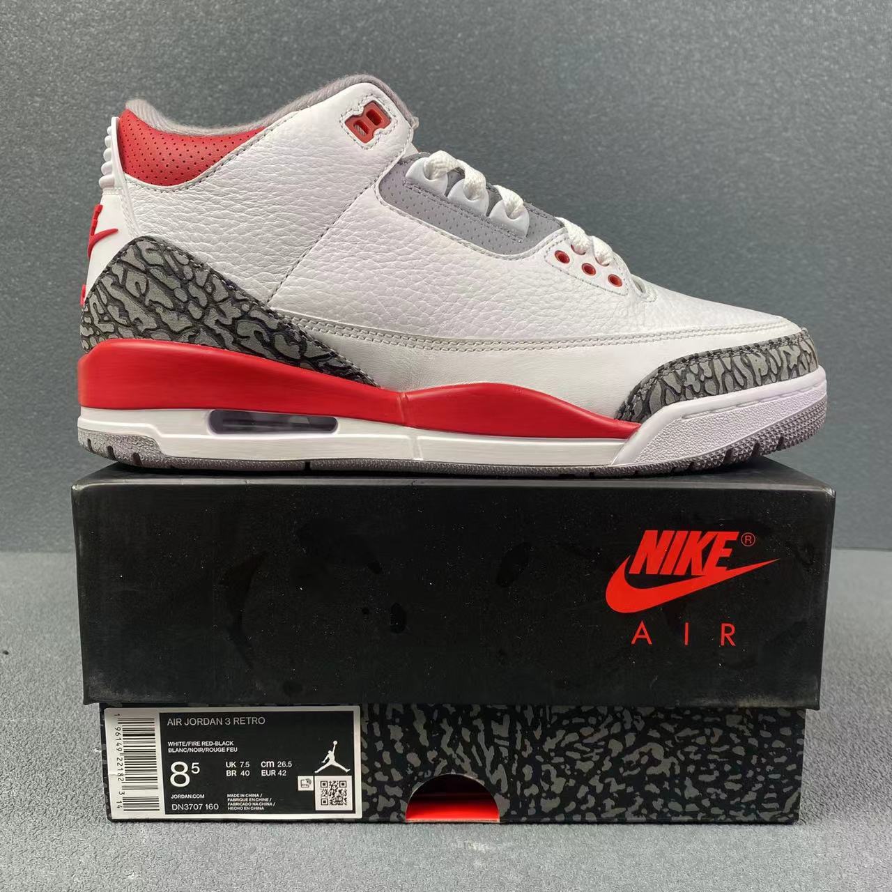 JORDAN 3 FIRE RED