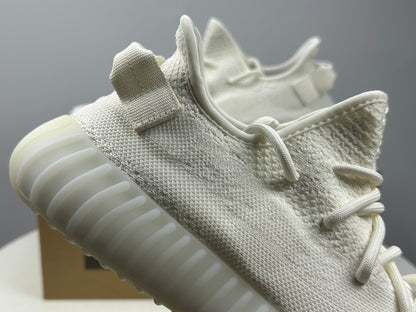 YEEZY BOOST 350 V2 CREAM WHITE