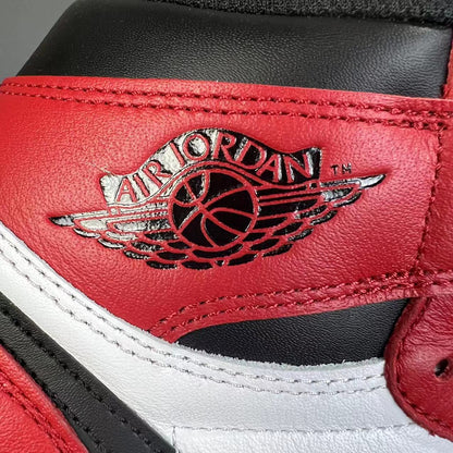 JORDAN 1 RETRO HIGH OG CHICAGO