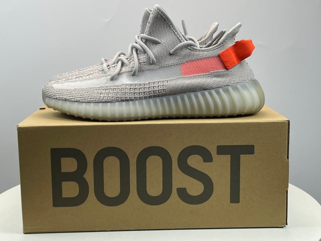 YEEZY BOOST 350 V2 TAIL LIGHT