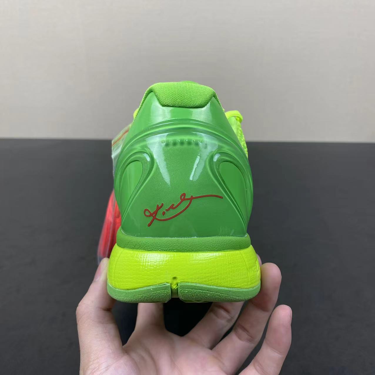 KOBE 6 GREEN GRINCH