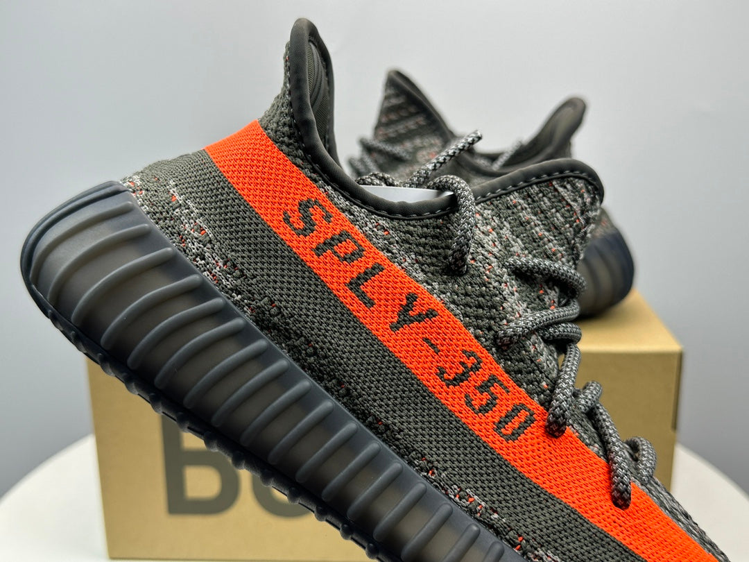 YEEZY BOOST 350 CARBON BELUGA